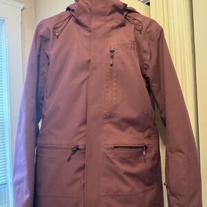 Women’s north face ski jacket
